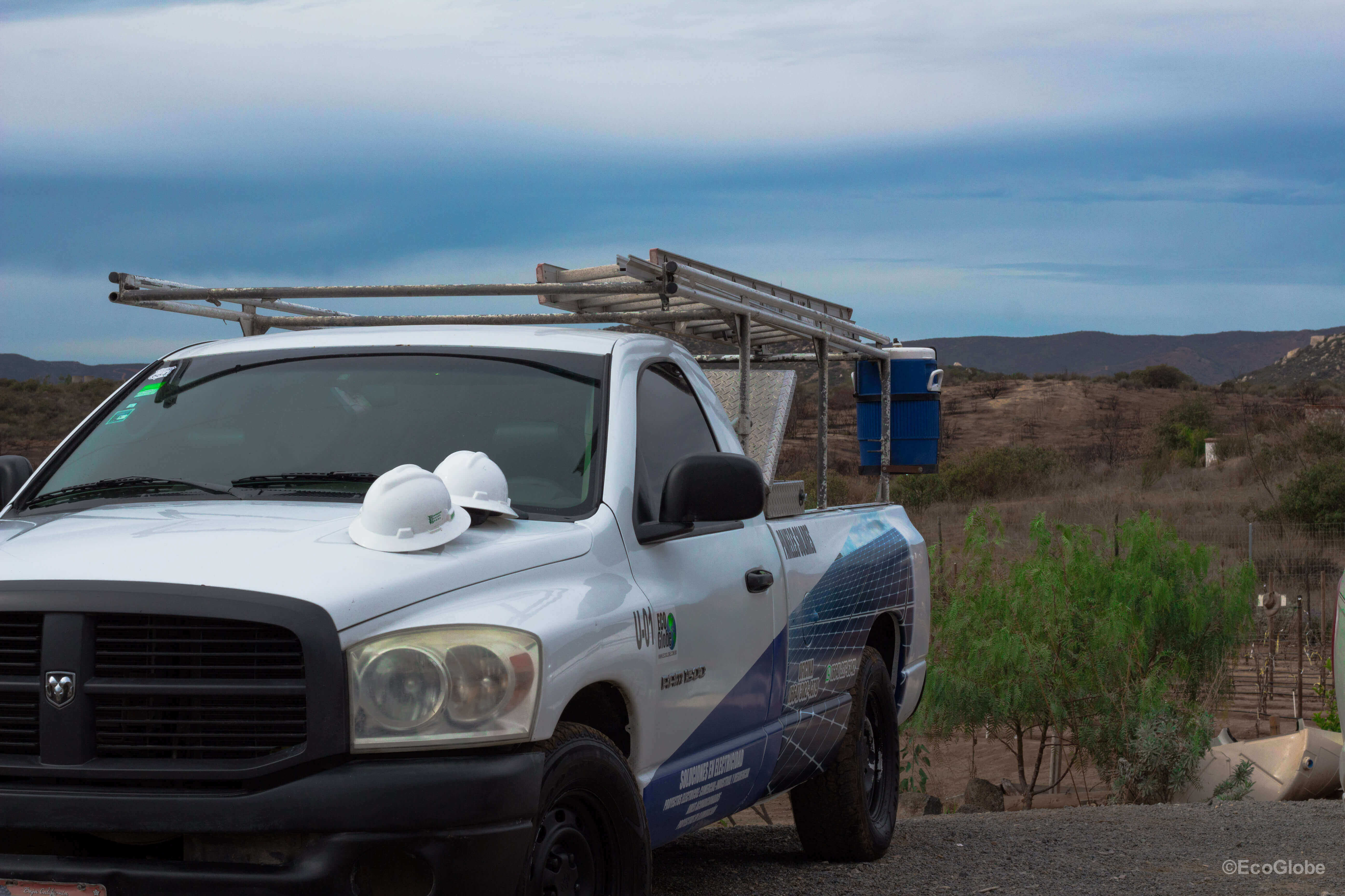 Equipo e instalación de paneles solares Eco Globe